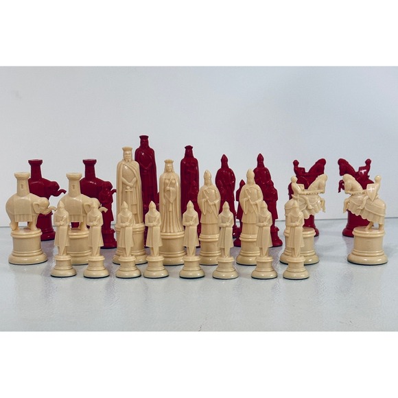 Kingsway Vintage Red & Ivory Chess Pieces Set Complete Royal King Queen Knight - Picture 16 of 16